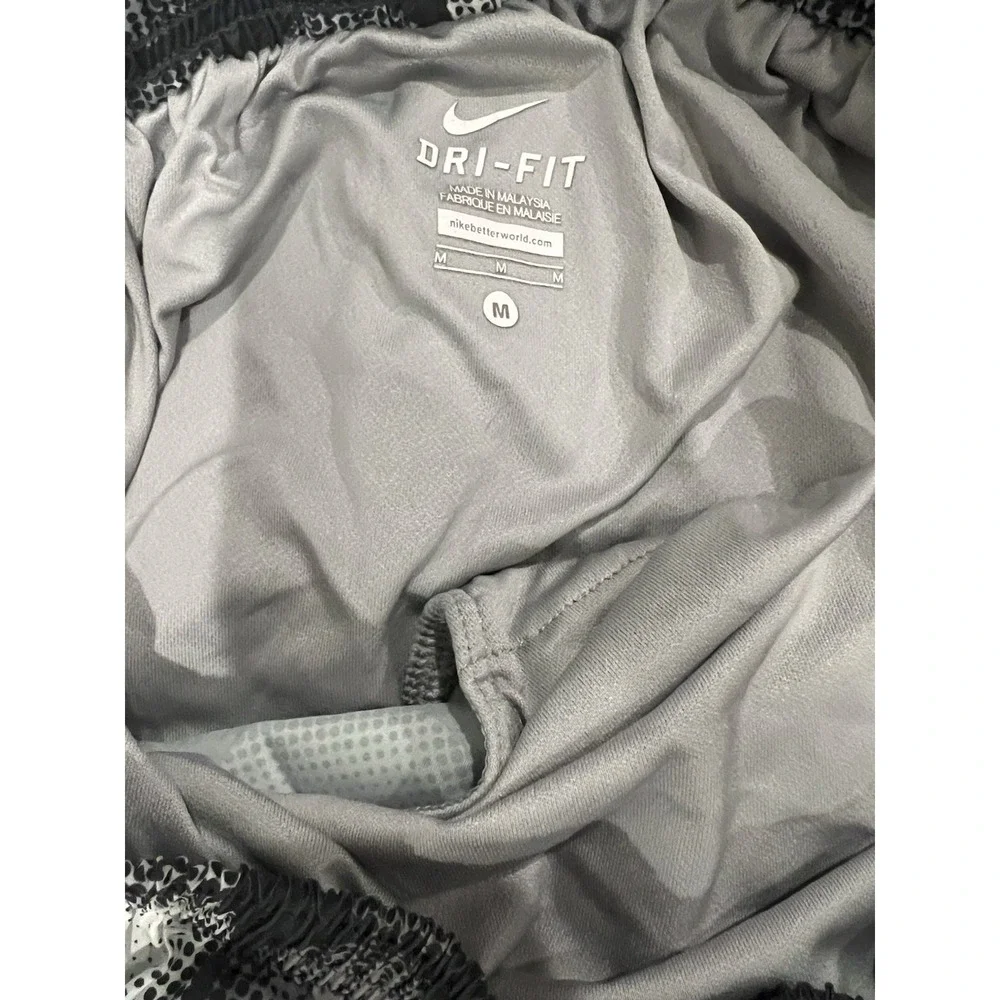 Nike Shorts Womens Medium‎ Gray Geo Lined Running Elastic Waist Dri-Fit Logo
